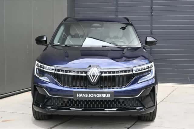 Renault Espace (2024) thumbnail 3