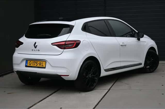 Renault Clio (2019) thumbnail 3