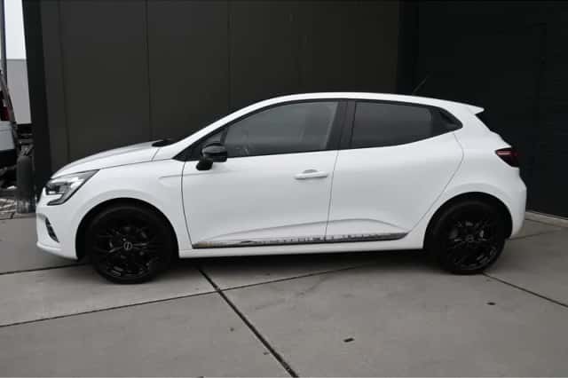 Renault Clio (2019) thumbnail 5