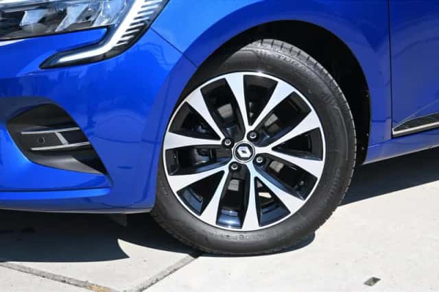 Renault Clio (2022) thumbnail 4
