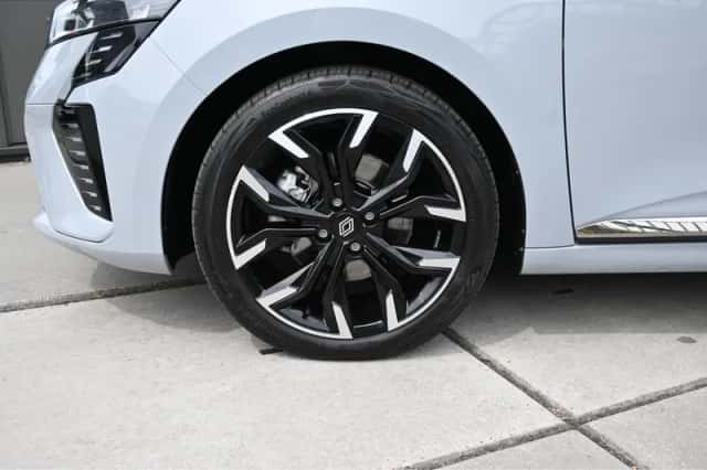 Renault Clio (2025) thumbnail 4