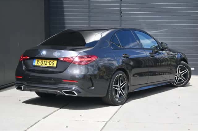 Mercedes-Benz C-Klasse (2023) thumbnail 3