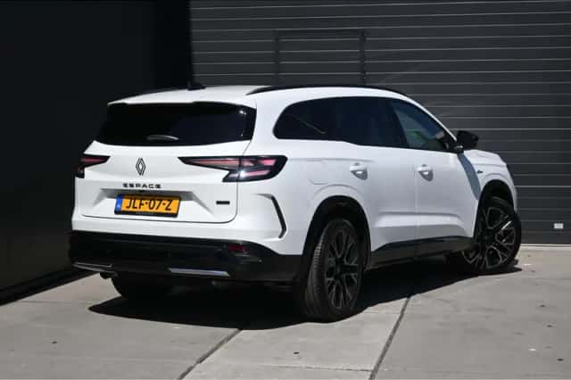 Renault Espace (2025) thumbnail 3