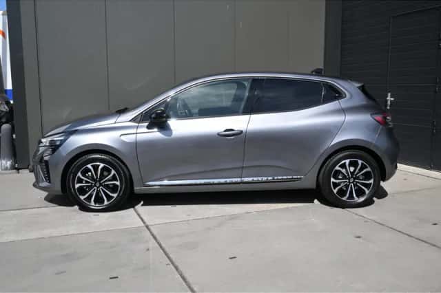 Renault Clio (2024) thumbnail 5