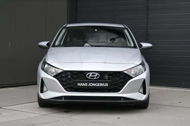 Hyundai i20 (2022) thumbnail 2
