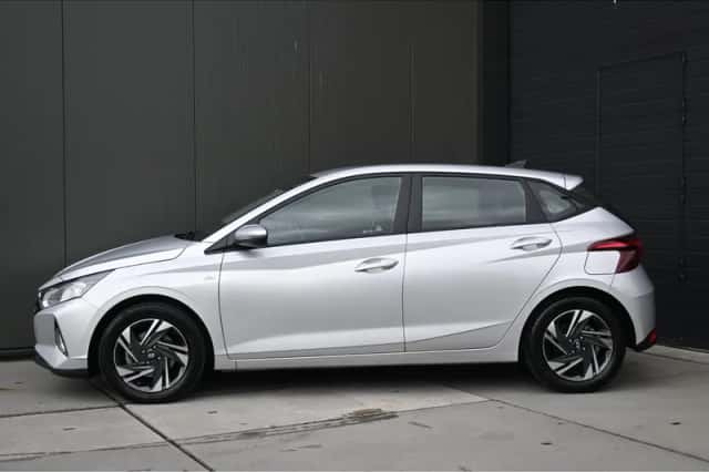 Hyundai i20 (2022) thumbnail 5