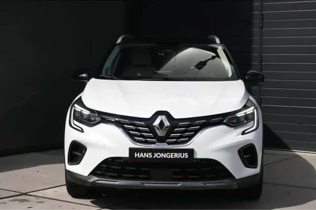 Renault Captur (2021) thumbnail 2