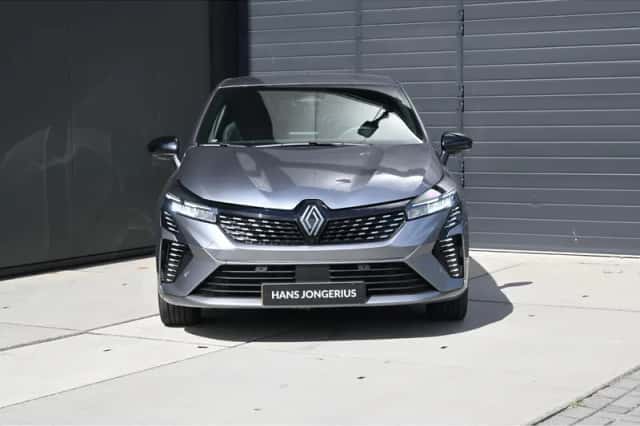 Renault Clio (2025) thumbnail 2