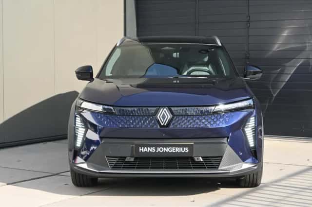 Renault Scénic (2024) thumbnail 2