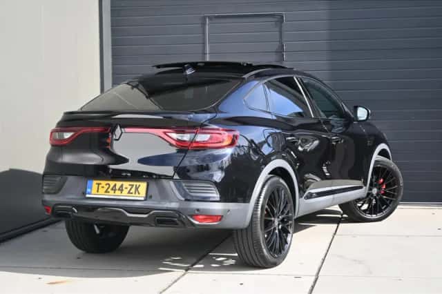 Renault Arkana (2023) thumbnail 3
