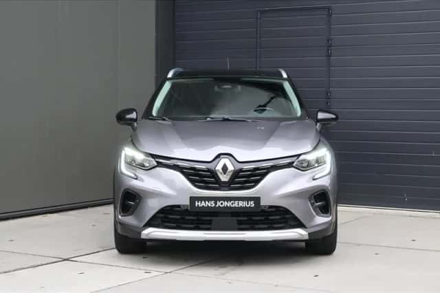 Renault Captur (2020) thumbnail 2