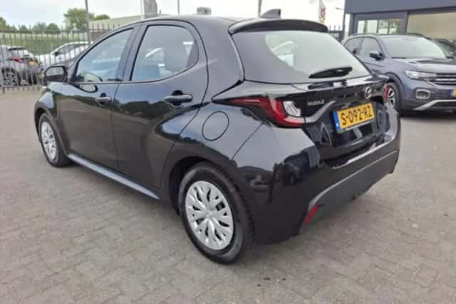 Mazda 2 (2023) thumbnail 5