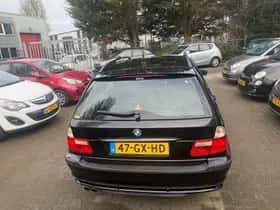 BMW 330xi thumbnail 4