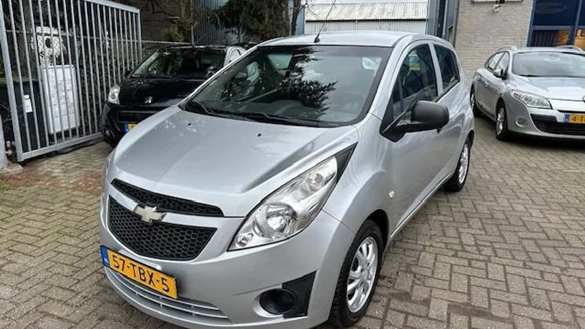 Chevrolet Spark — foto 1