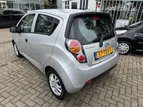 Chevrolet Spark thumbnail 3
