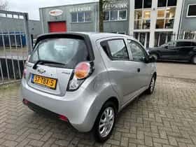 Chevrolet Spark thumbnail 5