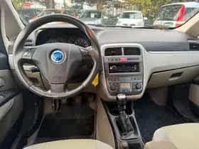 Fiat Grande Punto thumbnail 10