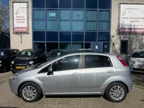 Fiat Grande Punto thumbnail 2