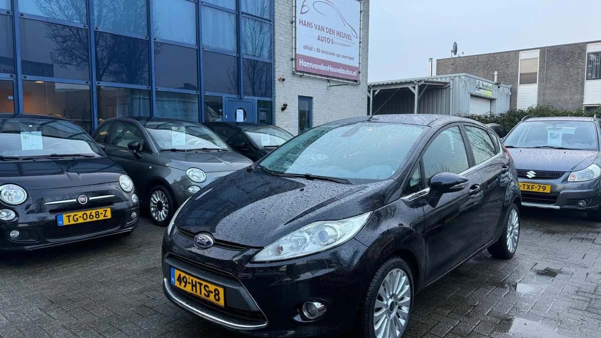 Ford Fiesta — foto 1