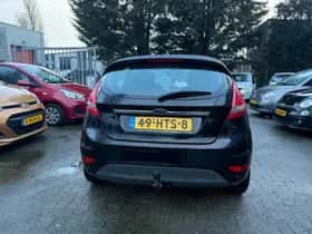 Ford Fiesta (2009) thumbnail 4