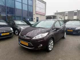 Ford Fiesta (2010) thumbnail 1