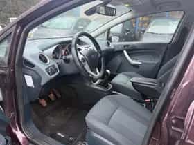 Ford Fiesta thumbnail 8