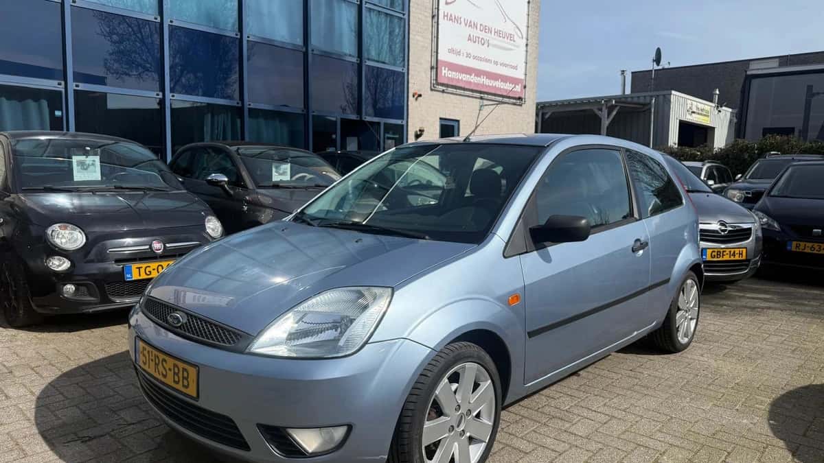 Ford Fiesta — foto 1