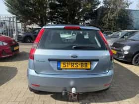 Ford Fiesta thumbnail 4