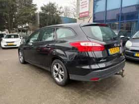 Ford Focus thumbnail 3