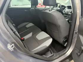 Ford Focus thumbnail 13