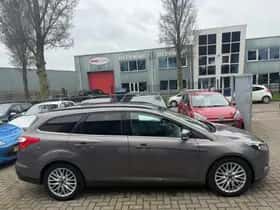 Ford Focus thumbnail 6