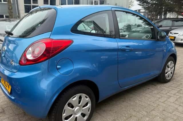 Ford Ka (2010) thumbnail 5