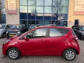 Hyundai i10 thumbnail 2