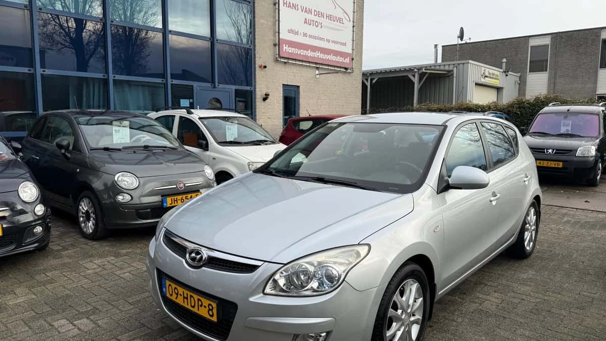 Hyundai i30 — foto 1