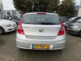Hyundai i30 thumbnail 4