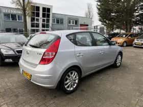 Hyundai i30 thumbnail 5