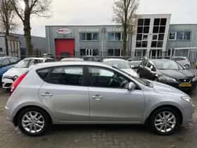 Hyundai i30 thumbnail 6