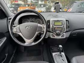 Hyundai i30 thumbnail 10