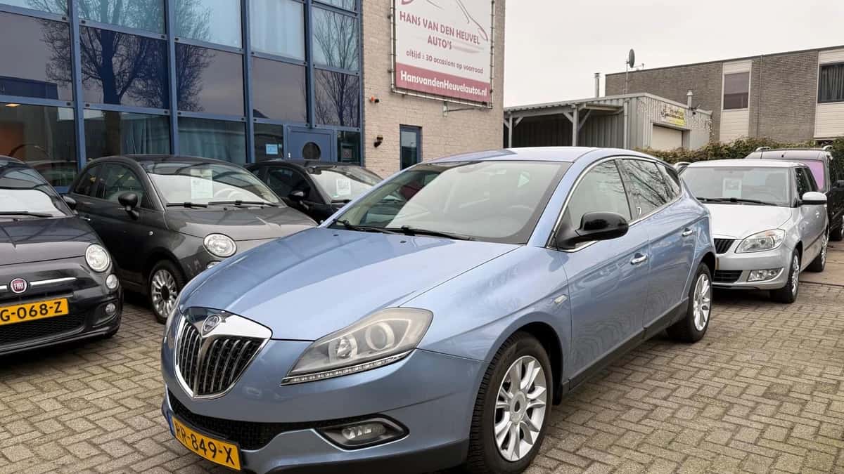 Lancia Delta — foto 1