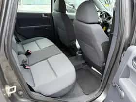 Mitsubishi Colt thumbnail 13
