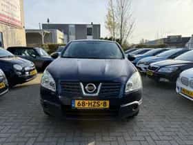 Nissan Qashqai (2009) thumbnail 8