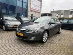 Opel Astra (2010)
