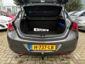 Opel Astra thumbnail 12