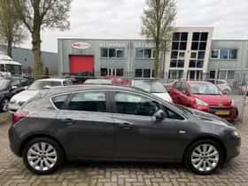 Opel Astra thumbnail 6