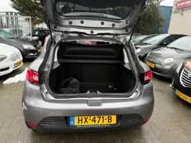 Renault Clio thumbnail 13