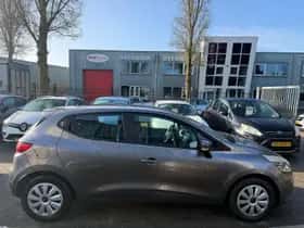 Renault Clio thumbnail 6