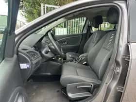Renault Mégane thumbnail 9