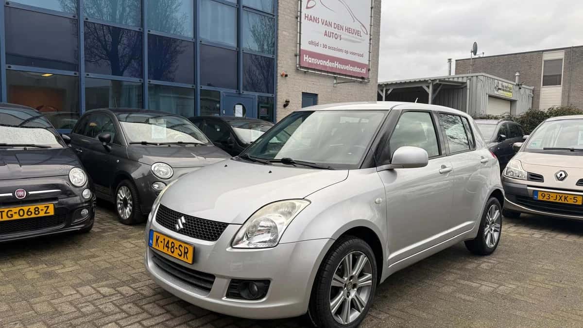 Suzuki Swift — foto 1