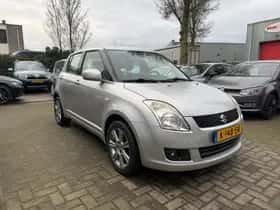 Suzuki Swift thumbnail 7
