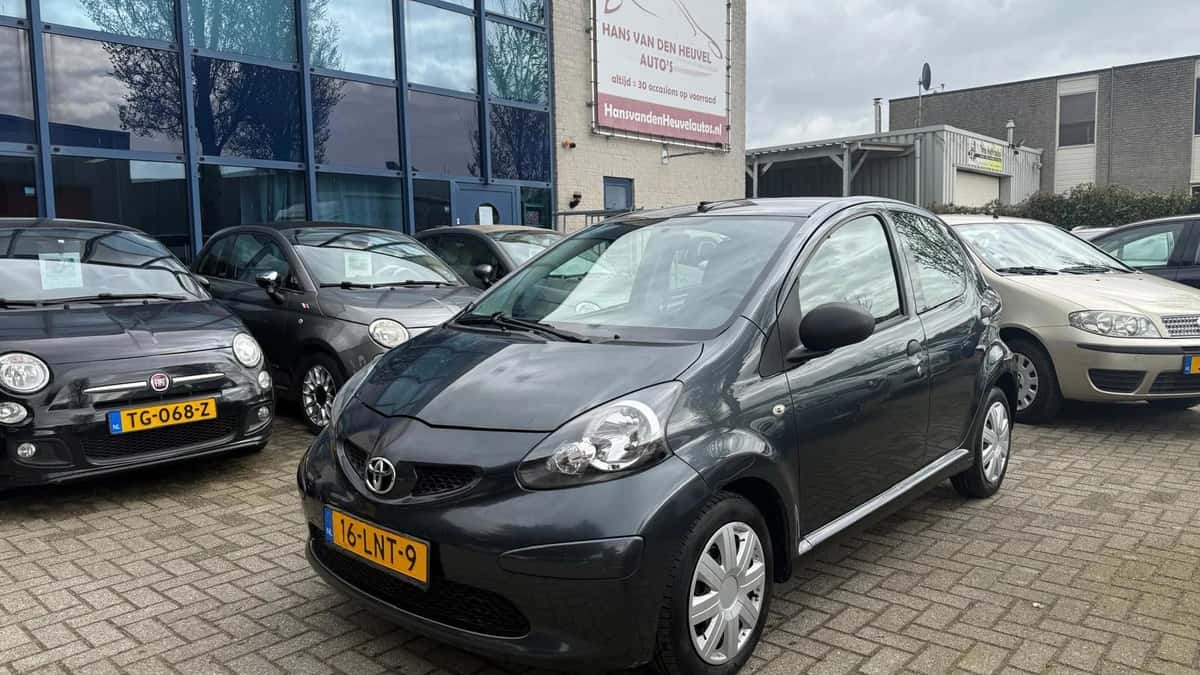 Toyota Aygo — foto 1